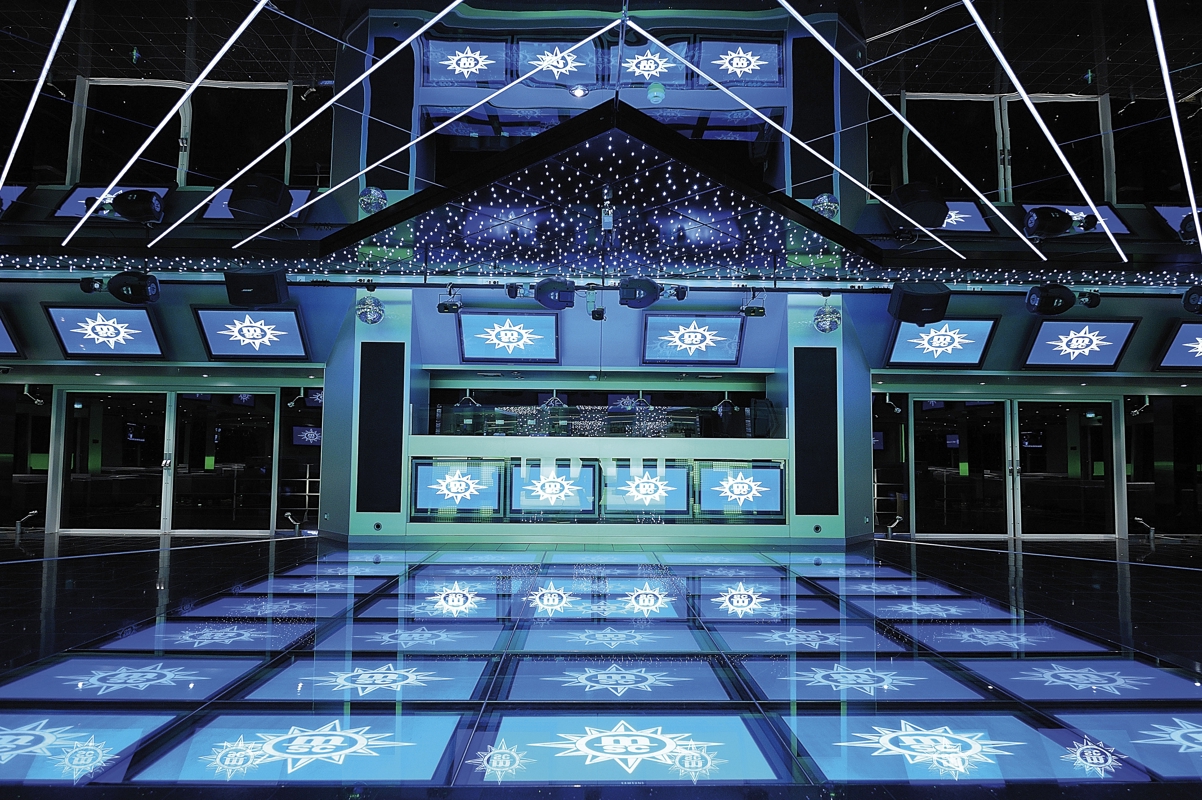 MSC Cruises MSC Poesia Disco 2.jpg