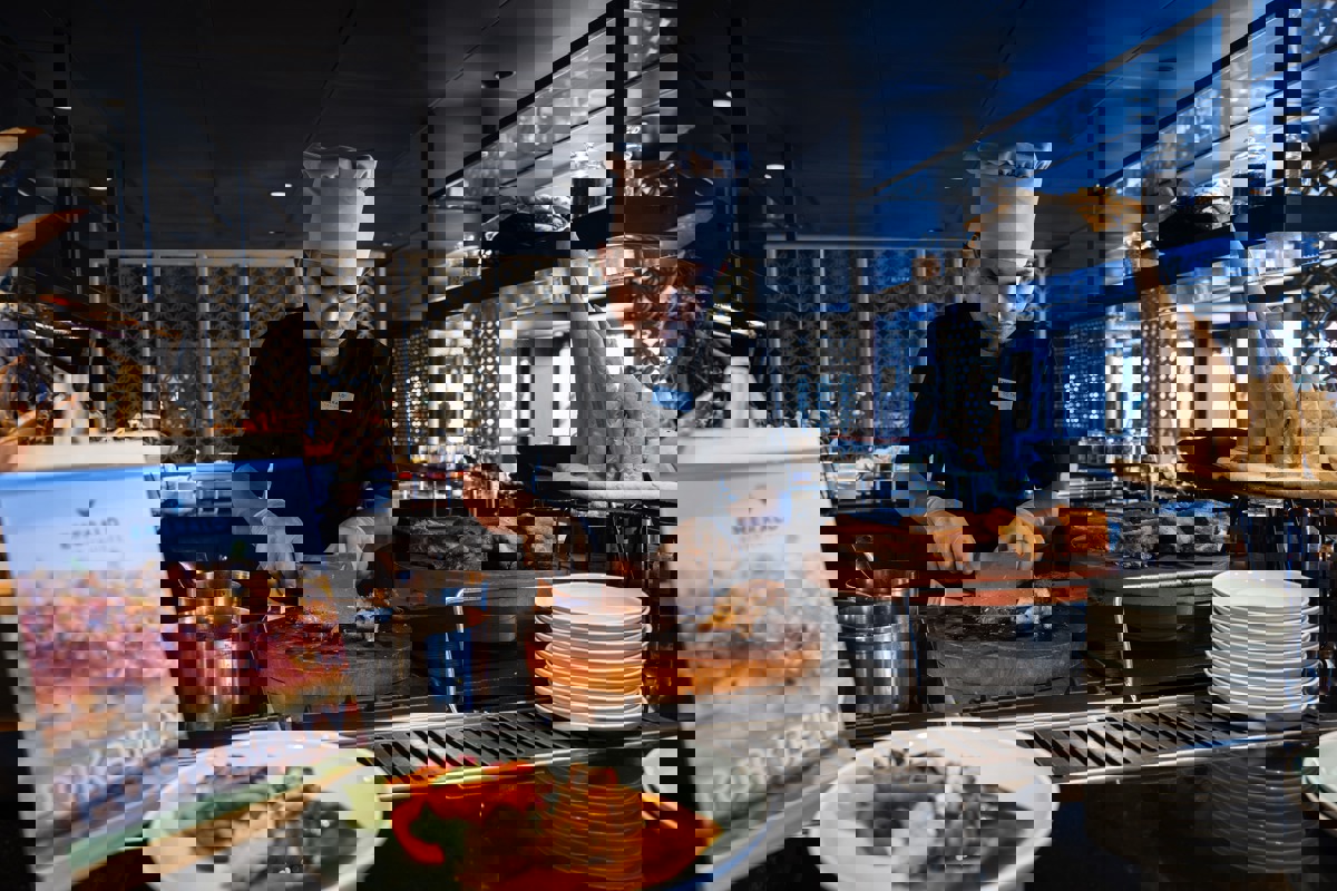 Emerald Cruises Reflections Restaurant ©Emerald Cruises, Jake Wilton0.jpg