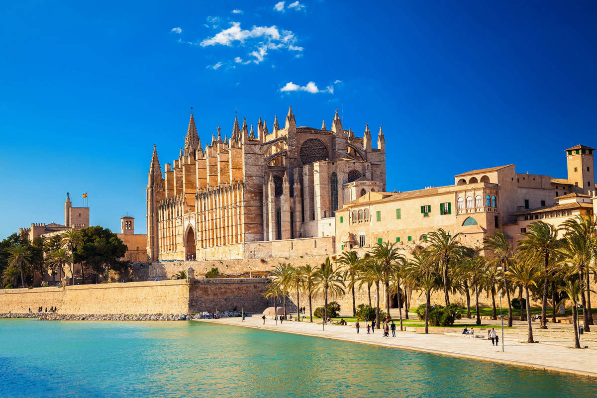 Palma De Mallorca Shutterstock 283479254
