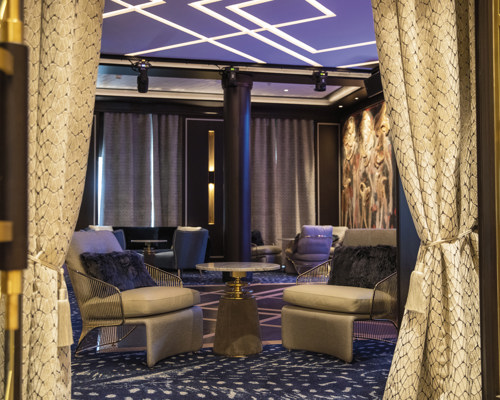 RSSC - Seven Seas Splendor - Entertainment - Splendor Lounge.jpg