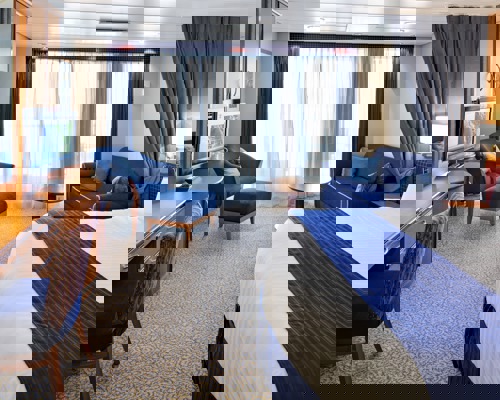 RCI Radiance of the Seas Junior Suite 1.jpg