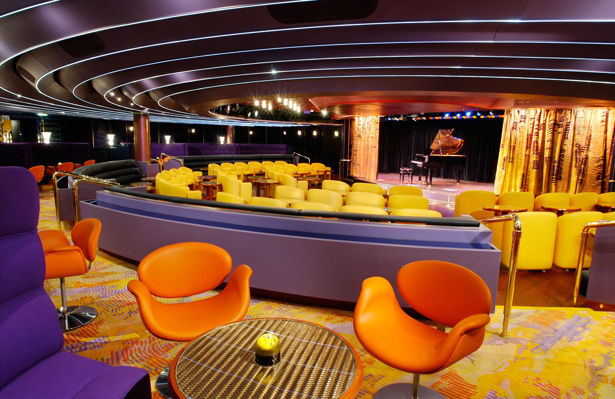 Holland America Line Vista Class queens lounge 3.jpg