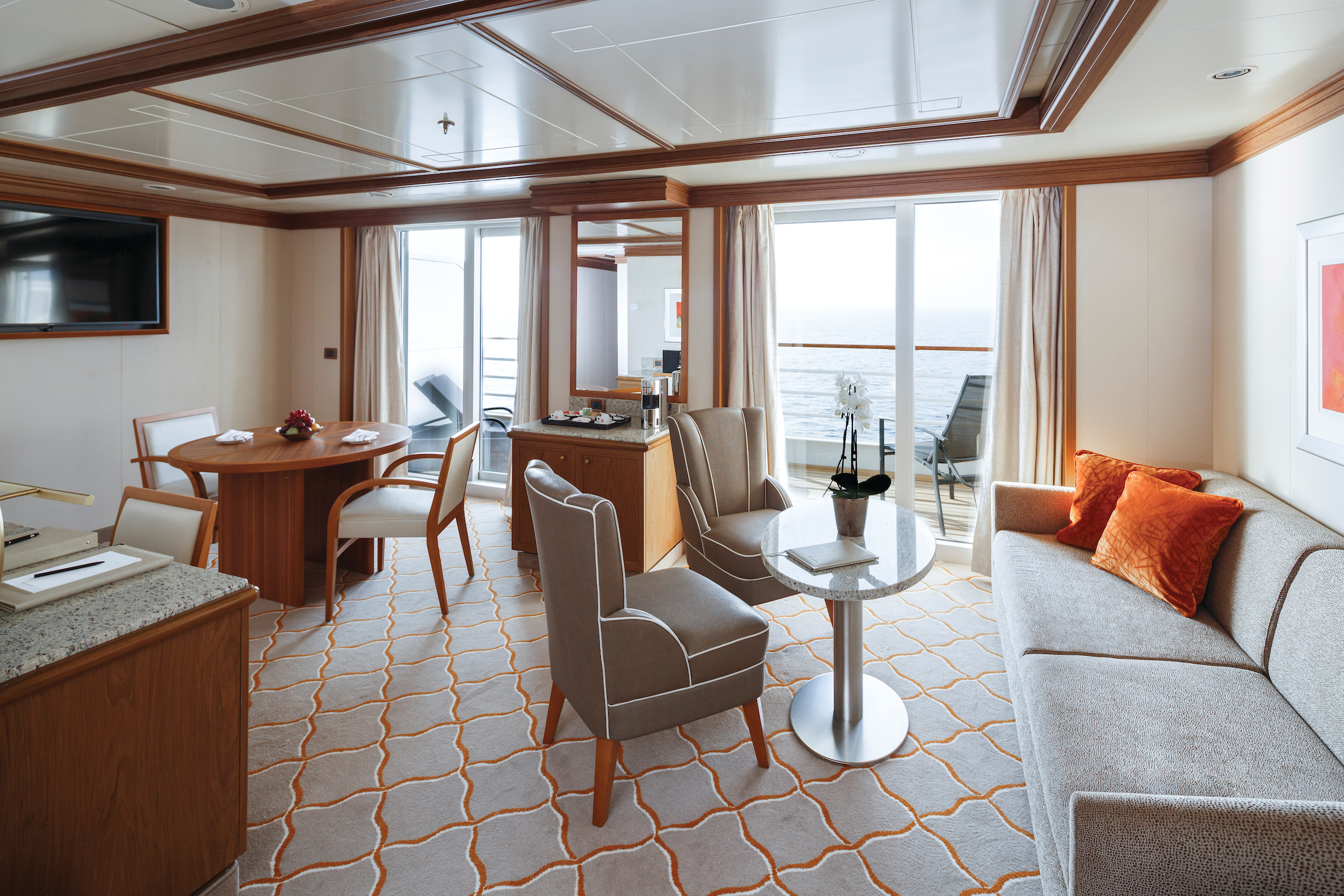 Silver Suite