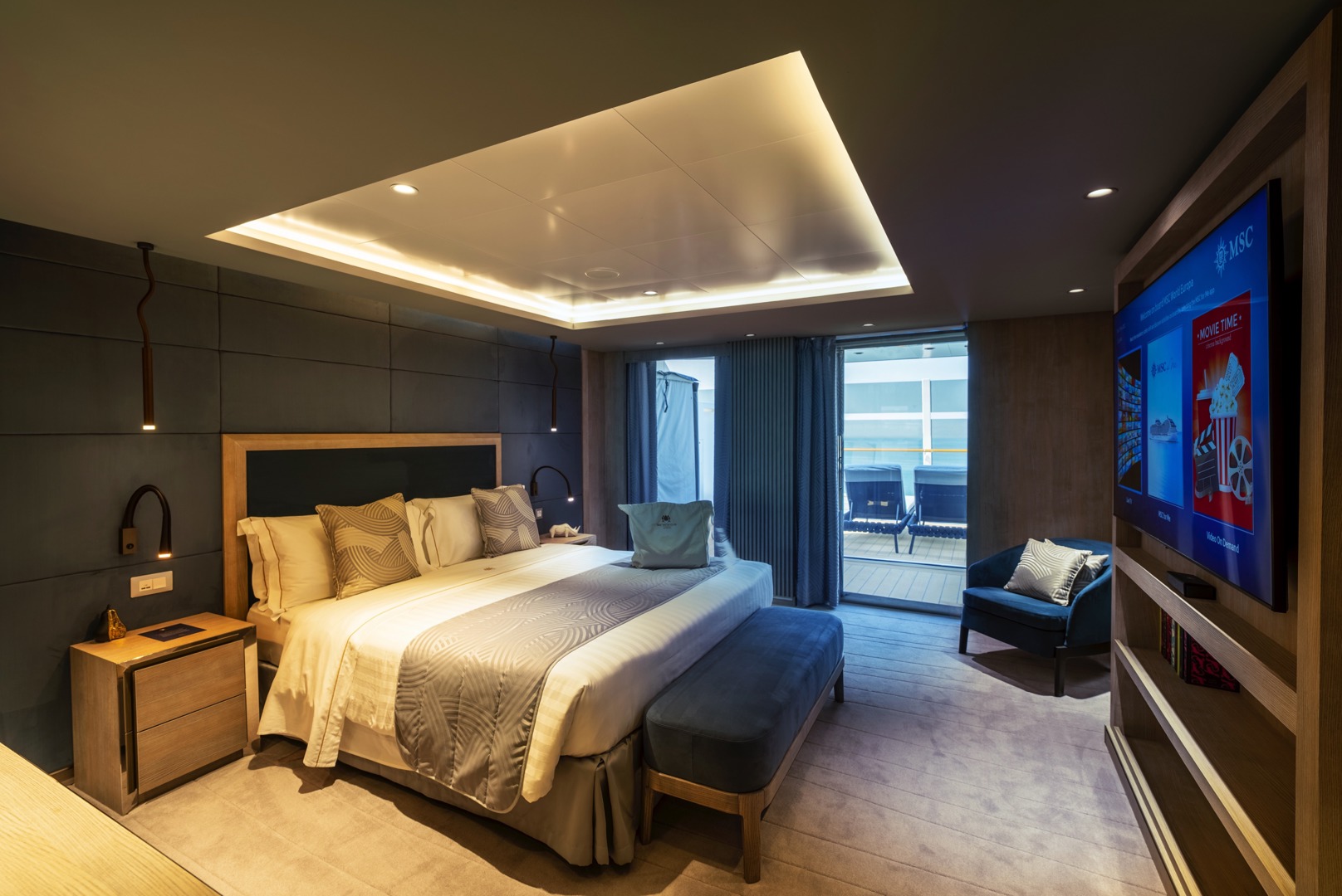 MSC Yacht Club Owner's Suite with Whirlpool Bath