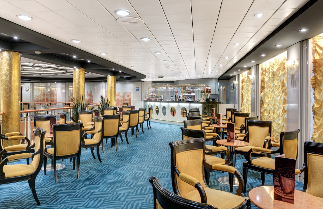 MSC Cruises MSC Armonia Caffè San Marco 1.jpg