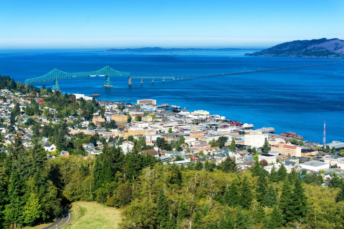 Shutterstock 530713759 Astoria Oregon