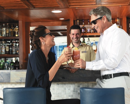 Oceania Cruises Waves Bar 3.jpg