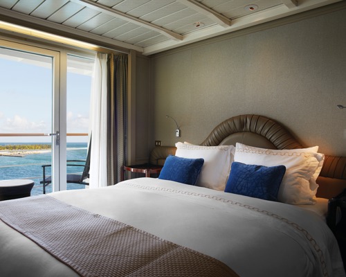 Silversea SILVER WIND Grand Suite.jpg