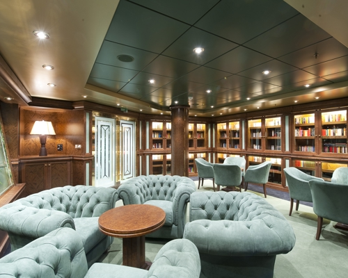 MSC Cruises MSC Magnifica Library 2.jpg