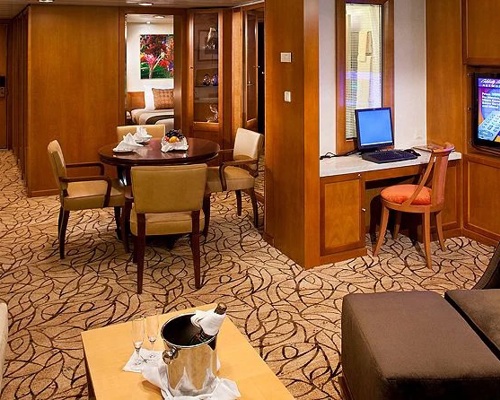 Celebrity Cruises Celebrity Infinity Celebrity Suite 1.jpg