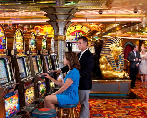 Royal Caribbean International Grandeur of the Seas Interior Casino 032F.jpg