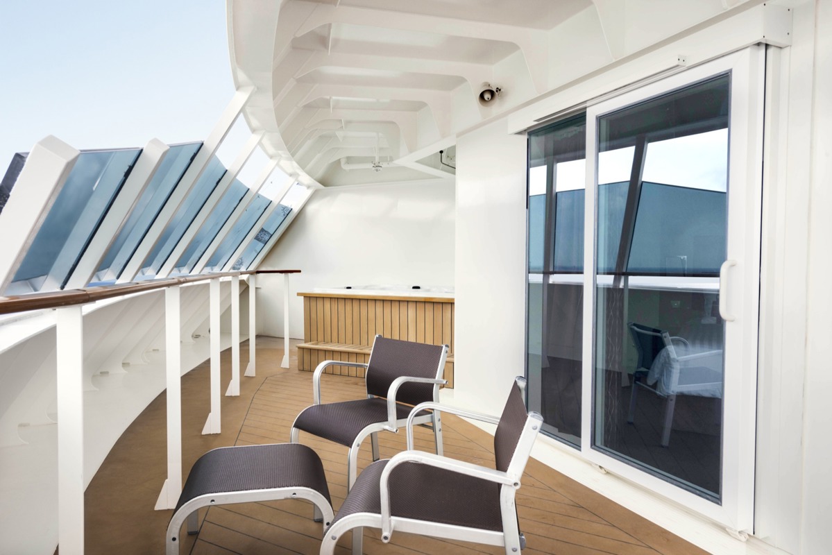 MSC Cruises MSC Meraviglia Grand Suite 2.jpg