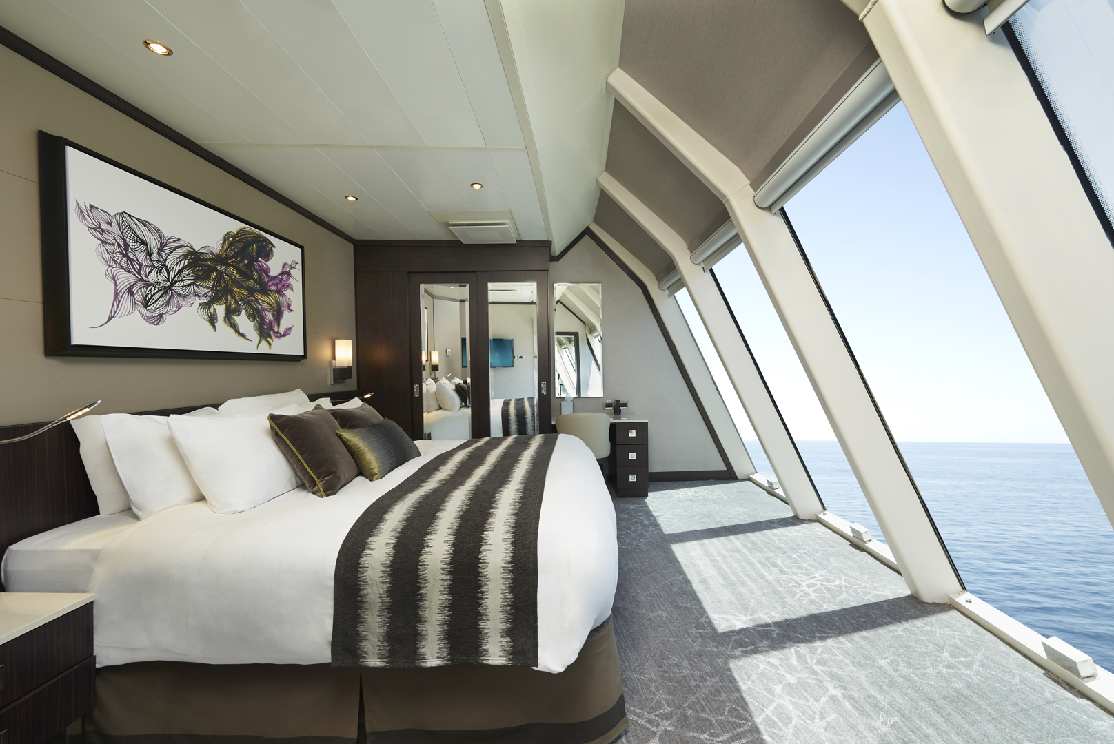 Deluxe Owner’s Suite