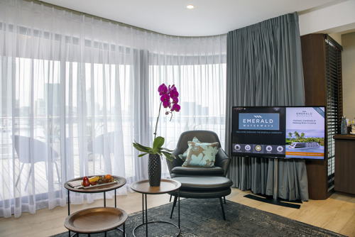 Owner's One-Bedroom Suite - Deck 4