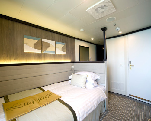 P&O Cruises Britannia Single Cabin.jpg