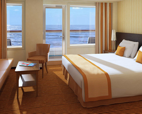 Carnival Cruises Carnival Horizon Accommodation Ocean Suite.jpg