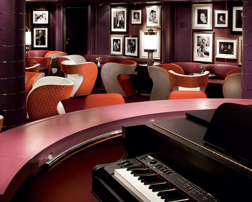 Holland America Line Nieuw Amsterdam Interior Piano Bar.jpg