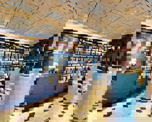 RSSC Seven Seas Grandeur - Library.jpg