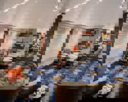 NCL Norwegian Prima Studio Lounge IL RE0.jpg