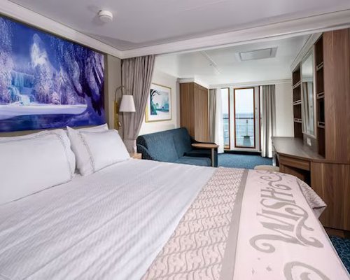 Disney Treasure - Deluxe Family Oceanview Stateroom with Verandah.jpg