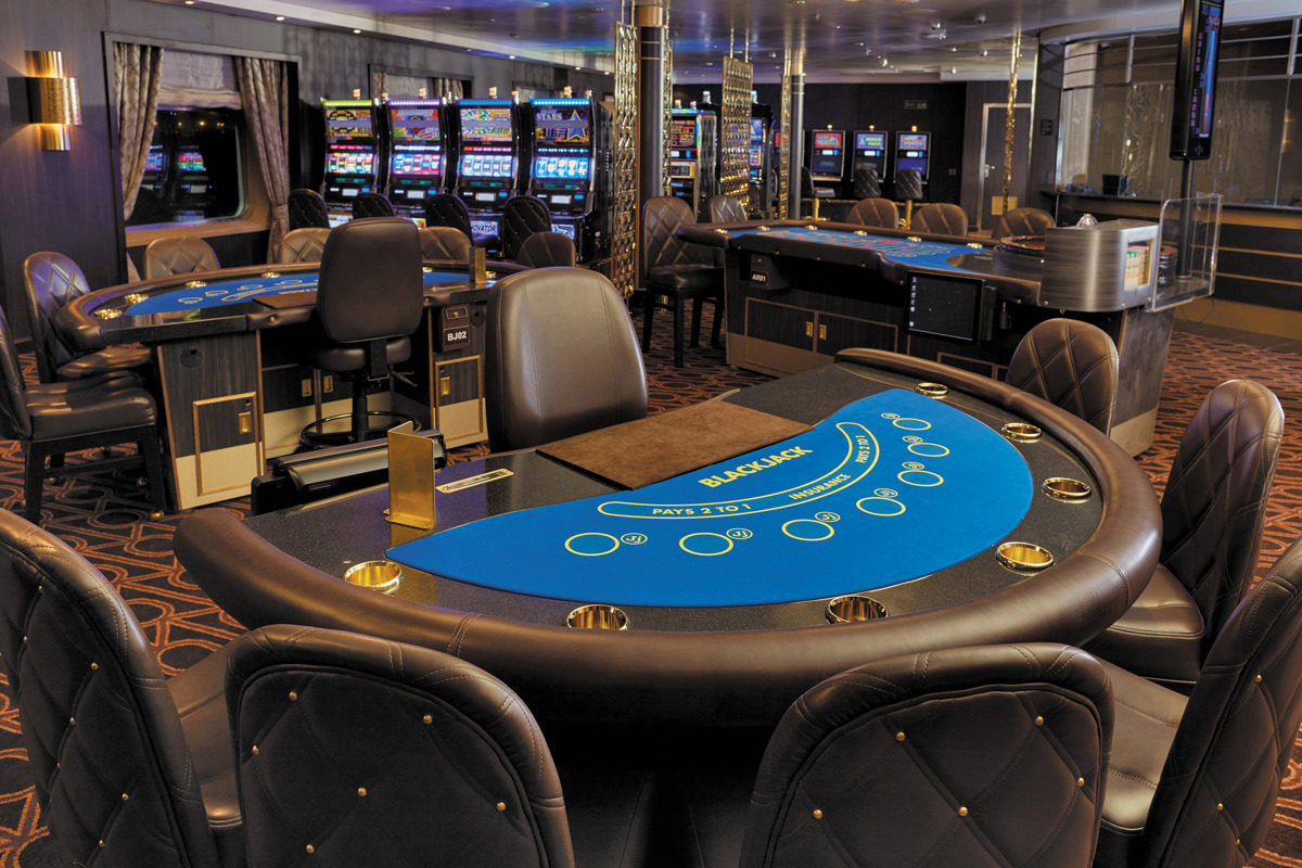 Regent Seven Seas VOYAGER Casino.jpg