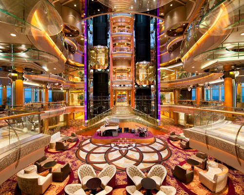 RCI Rhapsody of the Seas Centrum.jpg
