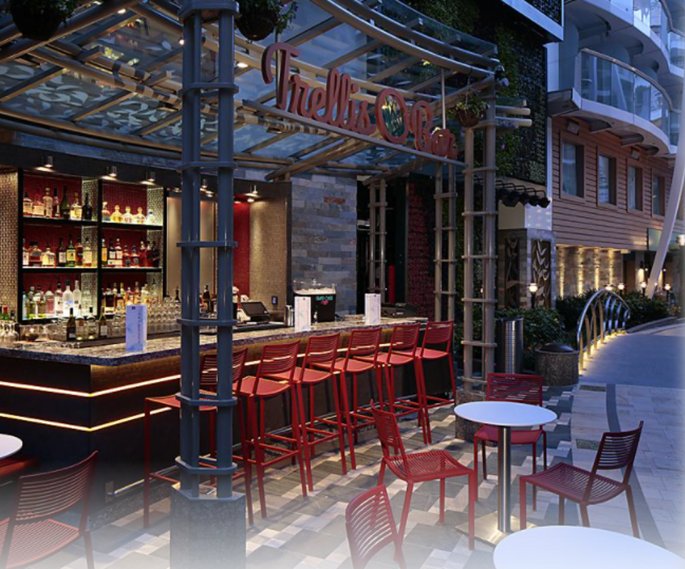 RCI Wonder of the Seas Trellis Bar.png