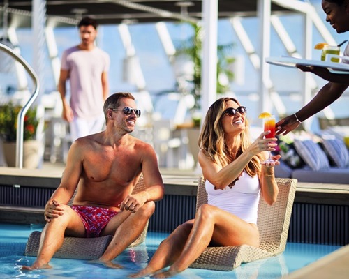 Celebrity Cruises The Retreat Sundeck 10.jpg