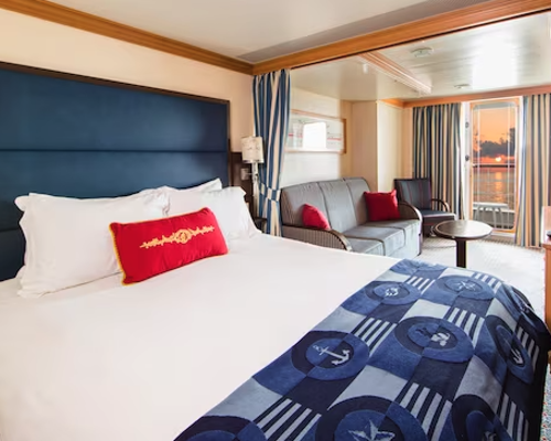 Disney Cruise Line, Disney Magic, Deluxe Family Oceanview .png