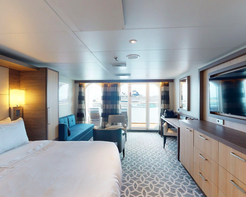 RCI Odyssey of the Seas Junior Suite.png