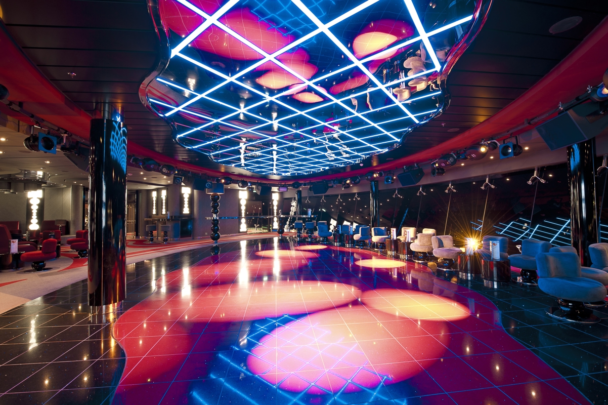 MSC Cruises MSC Divina Galaxy Disco 3.jpg
