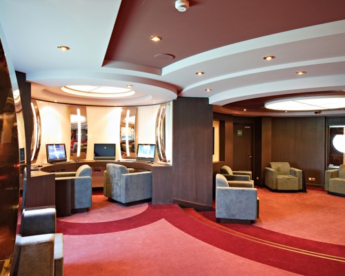 MSC Cruises MSC Splendida Library 2.jpg