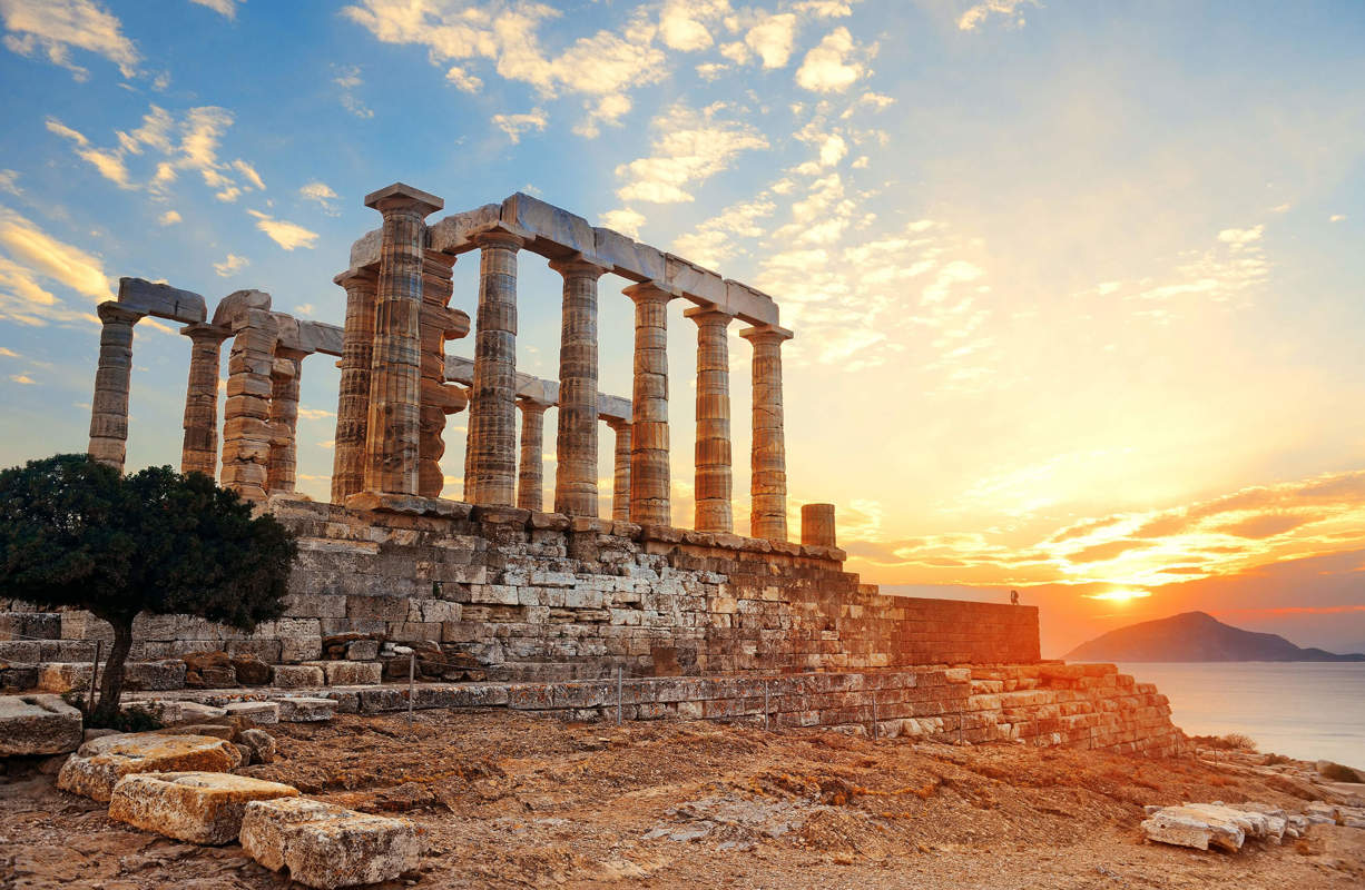 Athens Shutterstock 1114066142