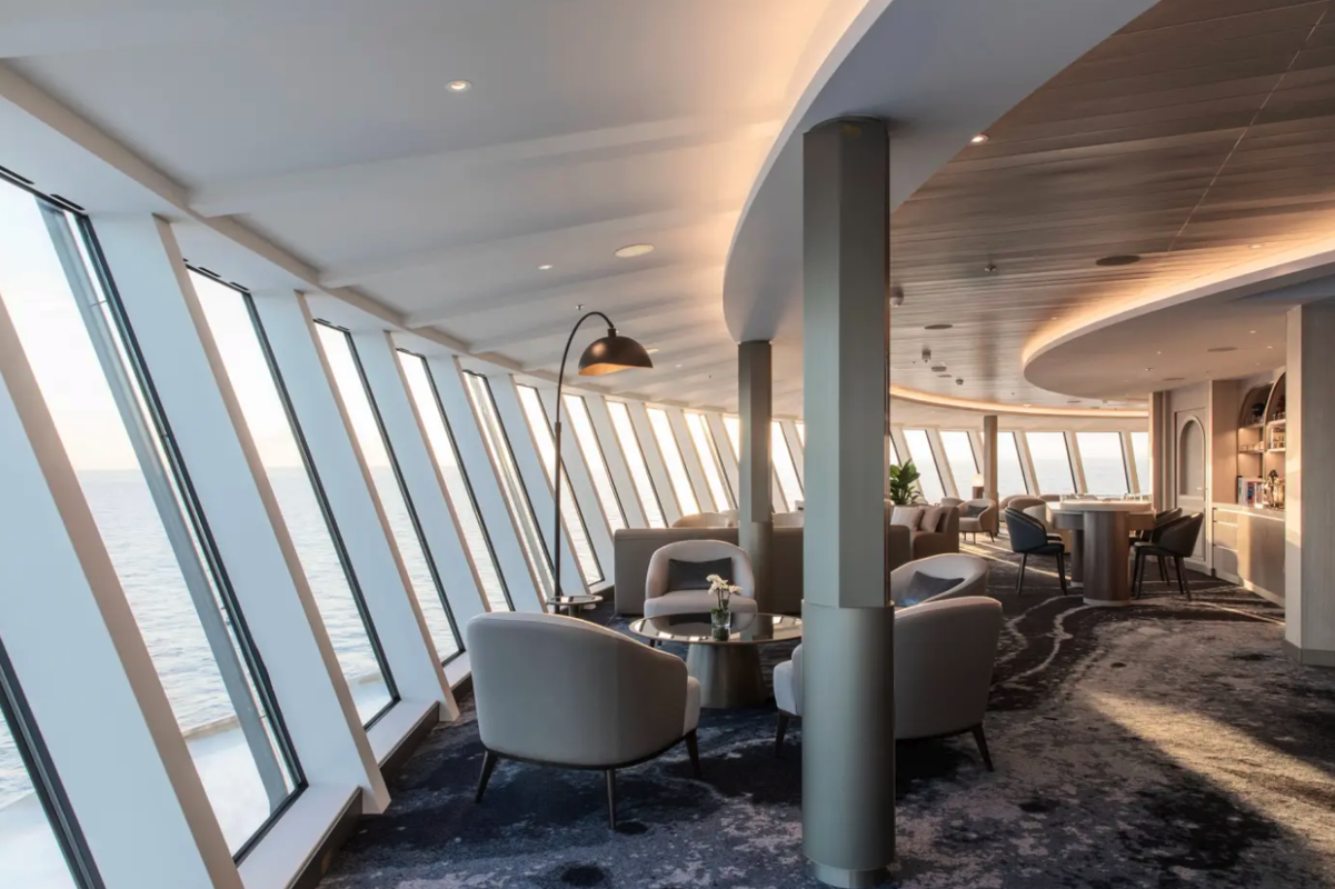 Silversea, Silver Nova Observation Lounge 0.png