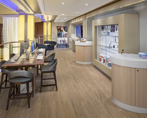 Celebrity Cruises iLounge.jpg