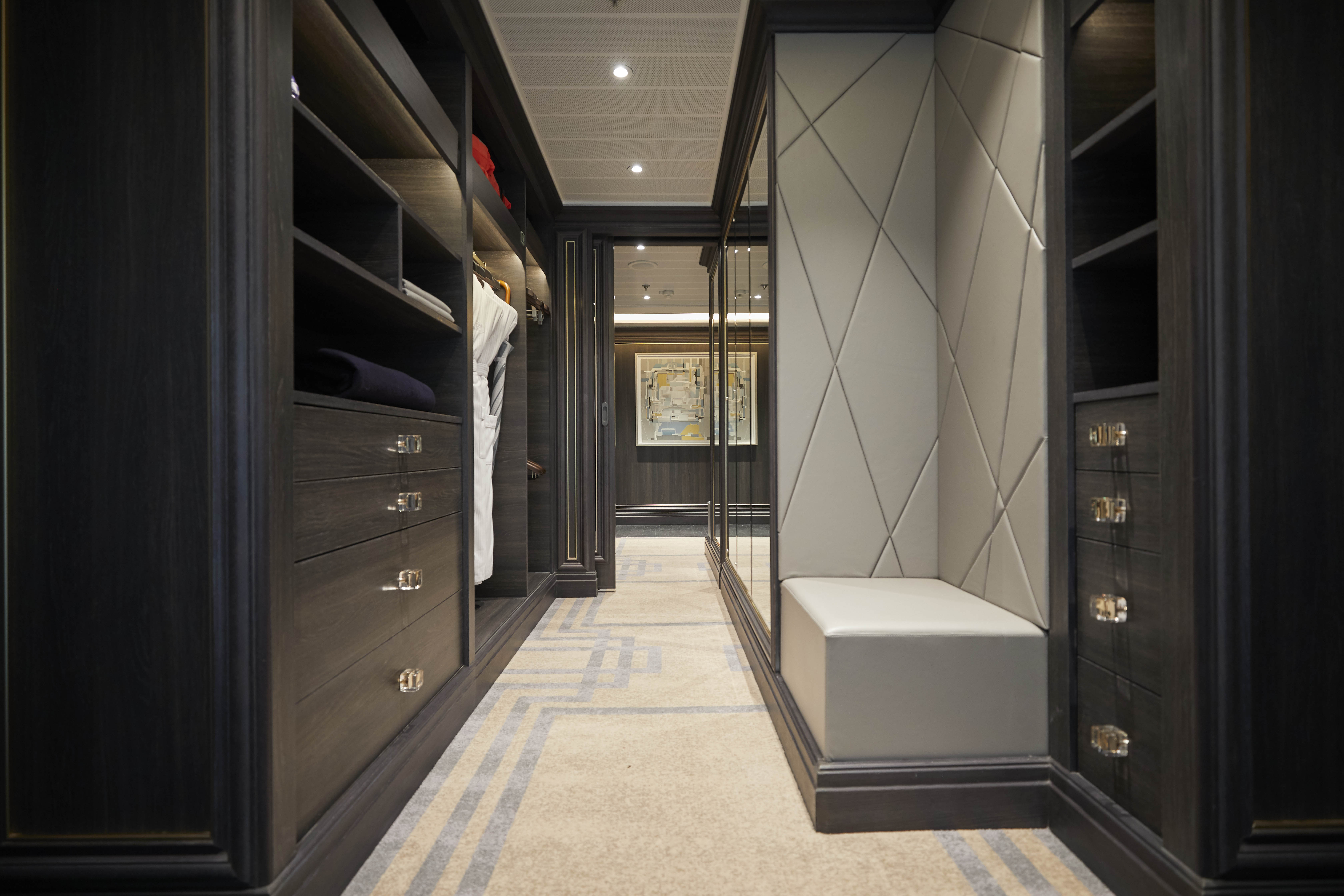 Regent Suite