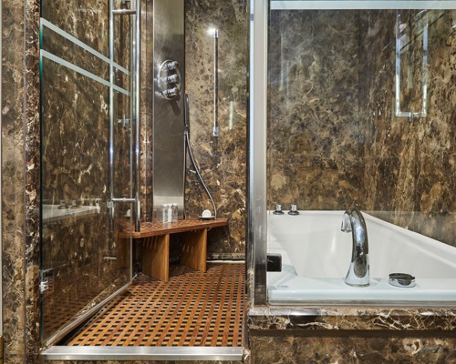 Silversea SILVER CLOUD Silver Suite 2.jpg