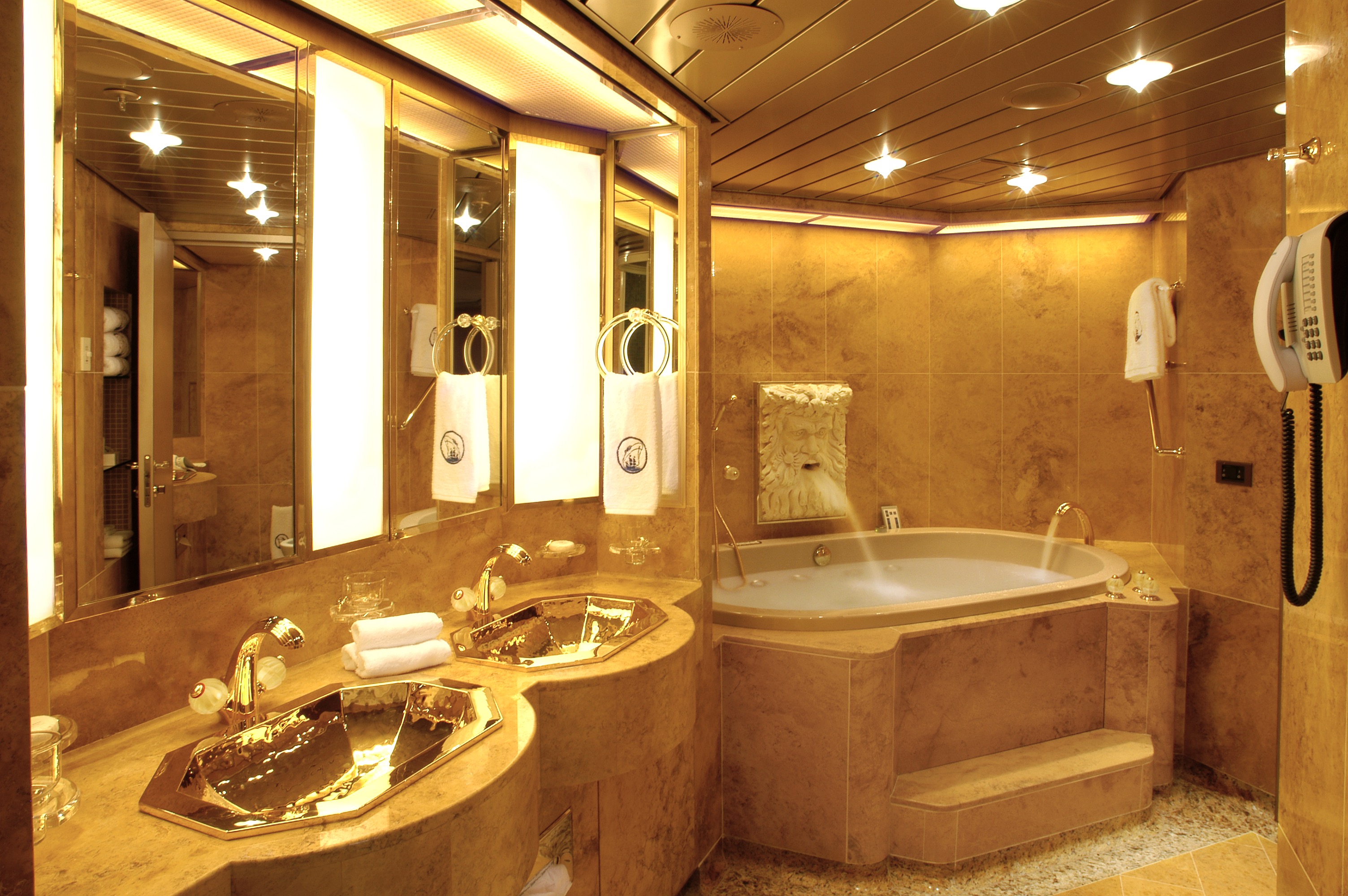 Pinnacle Suite