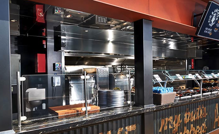 Guy's Pig & Anchor Bar-b-que