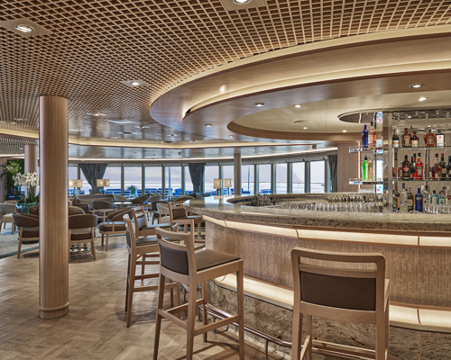 SilverSea Cruises Silver Moon Panorama 3.jpg